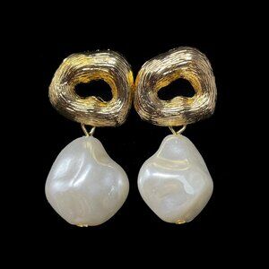 Pearl Drop Earrings with Abstract Faux Gold Studs, NWOT